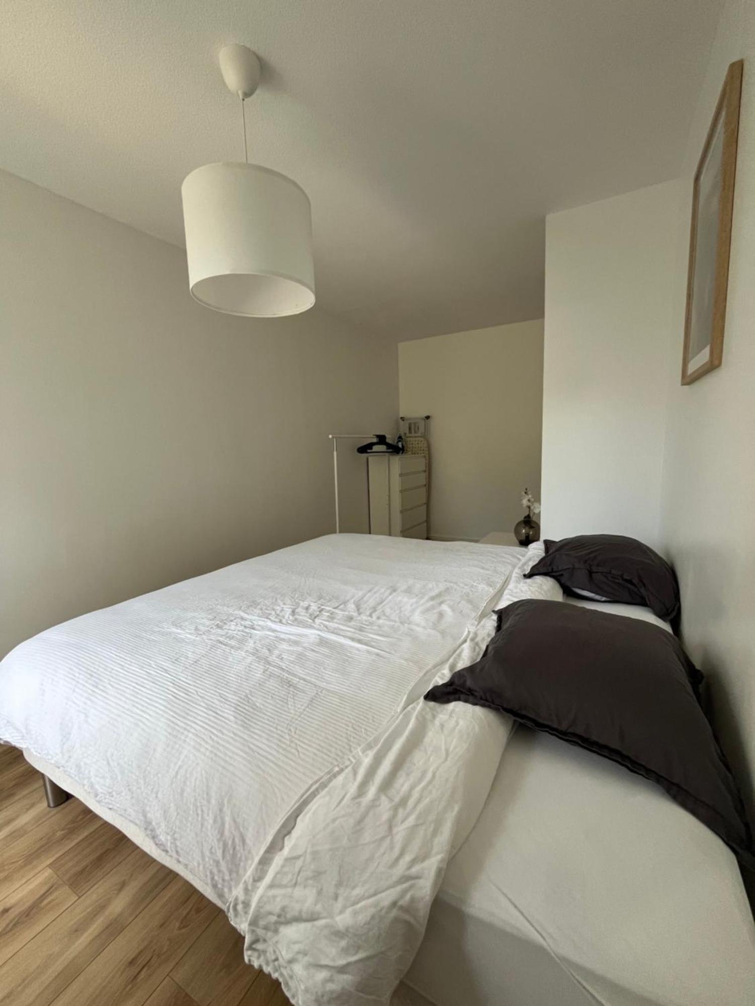 Appartement Cosy Et Confortable 생-제니-라발 외부 사진