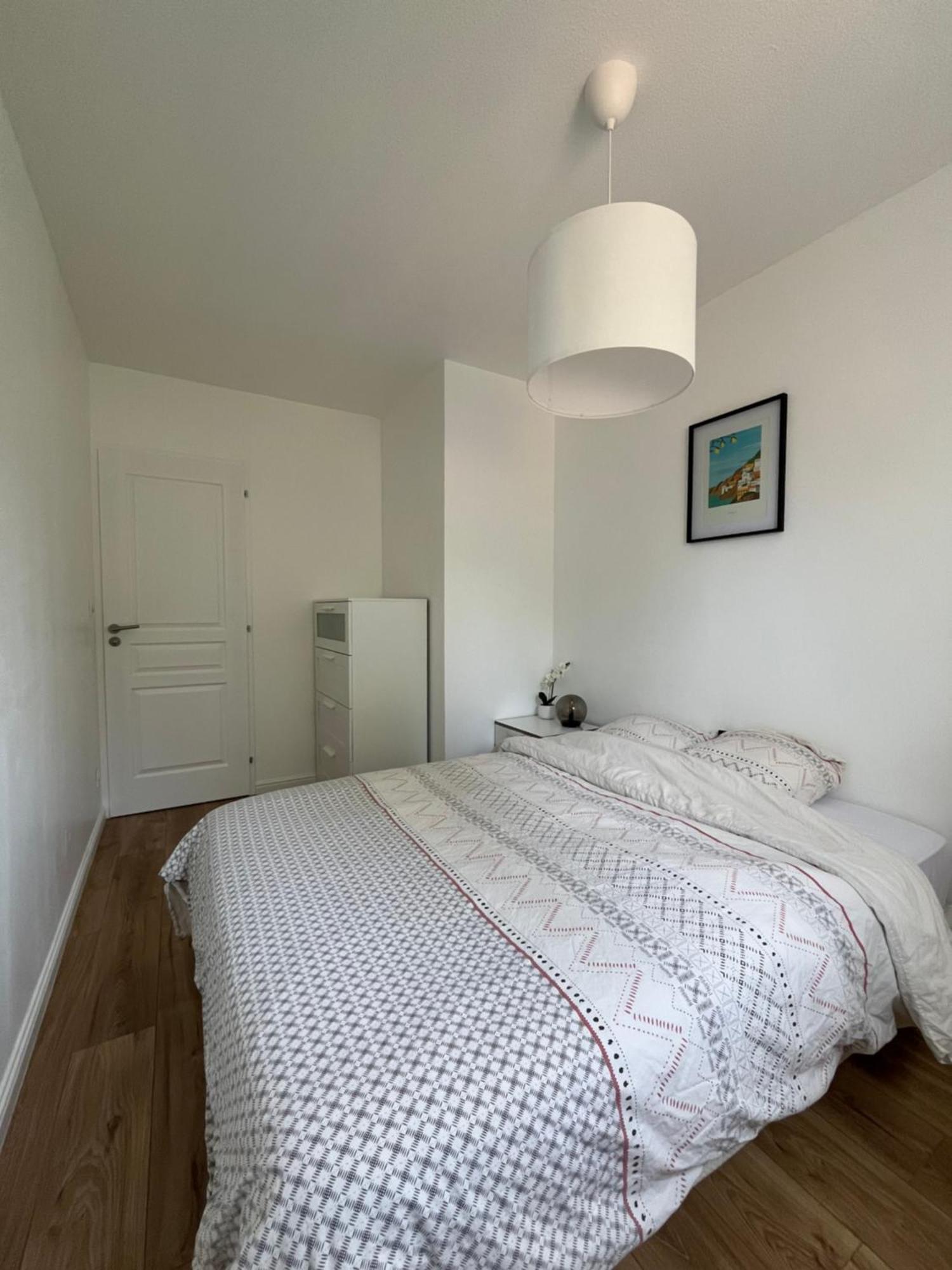 Appartement Cosy Et Confortable 생-제니-라발 외부 사진